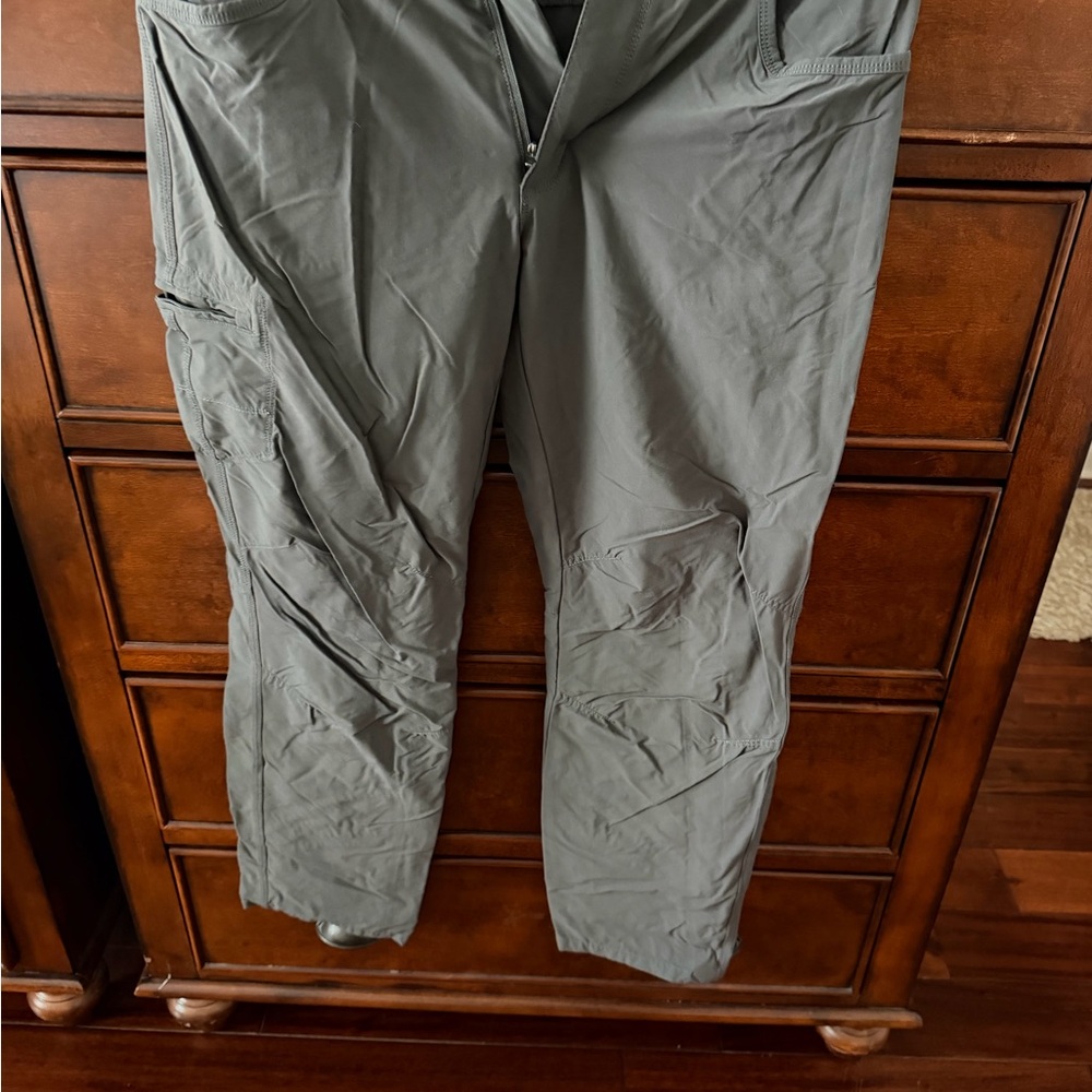 Patagonia Men's Pants in Gray